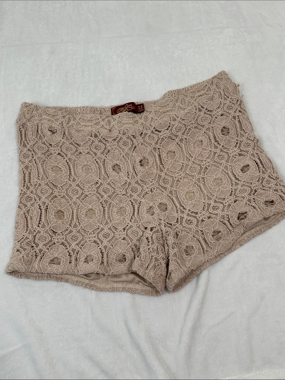 🦎 One 5 One Lace Overlay Shorts